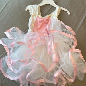 Bunny dance costume